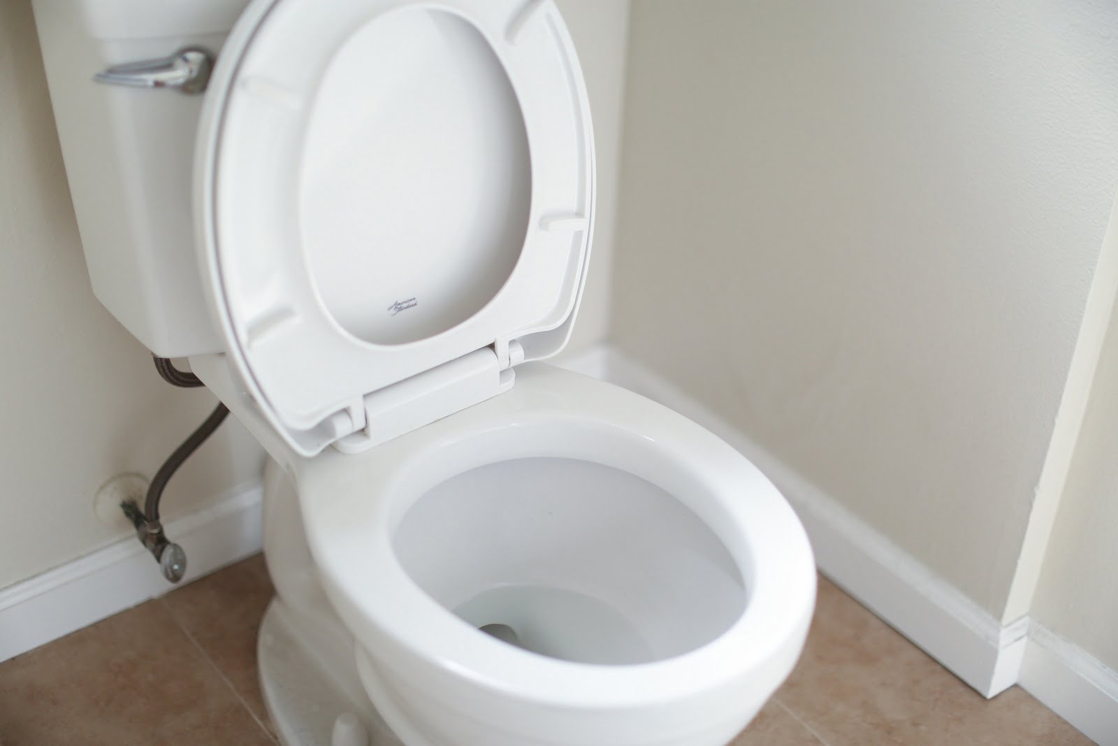 Read more about the article Does It Make Sense To Repair vs. Replace Your Toilet?